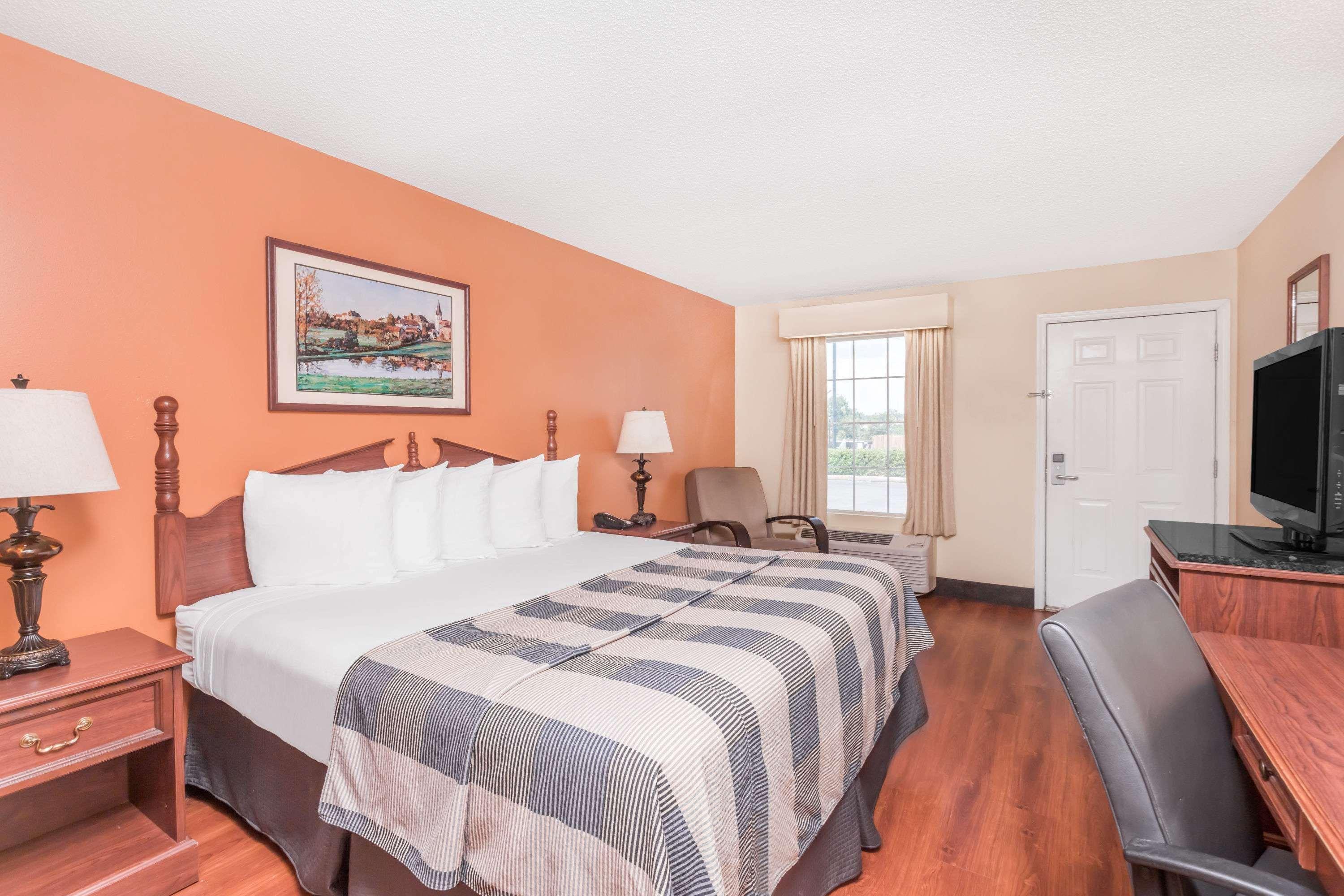 Days Inn By Wyndham Americus Exterior foto